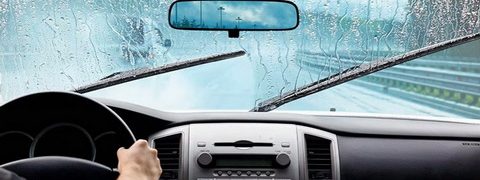 Непогода в Сочи: как арендованный автомобиль спасает отдых